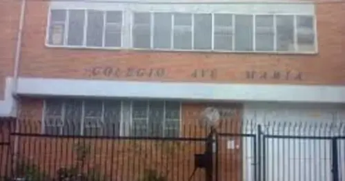 COLEGIO AVEMARIA COLEGIO AVEMARIA